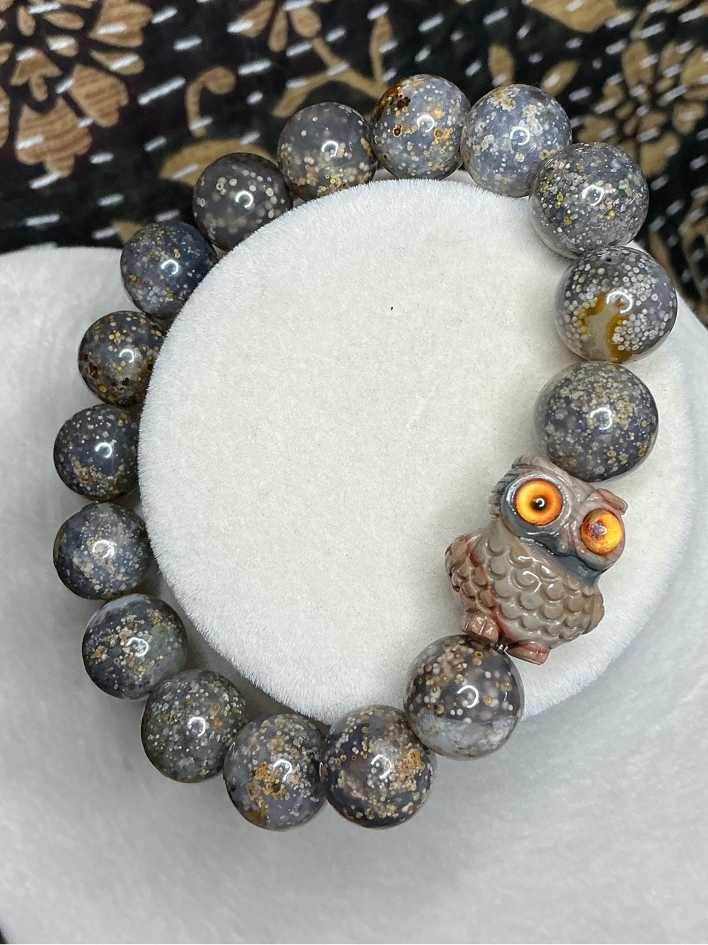 Starry Agate with Alashan Owl